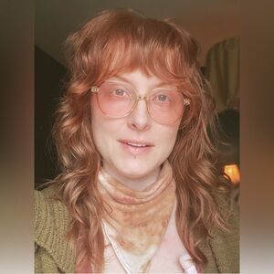 Meet your Posher, Aurora